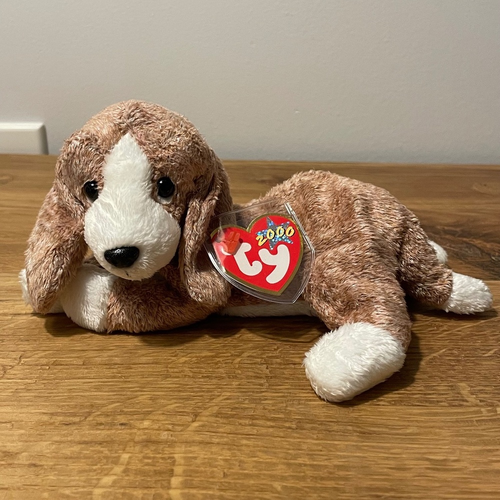 Sniffer Dog Ty Beanie Babies Brown White Soft 2000 – New Tag Protector VINTAGE